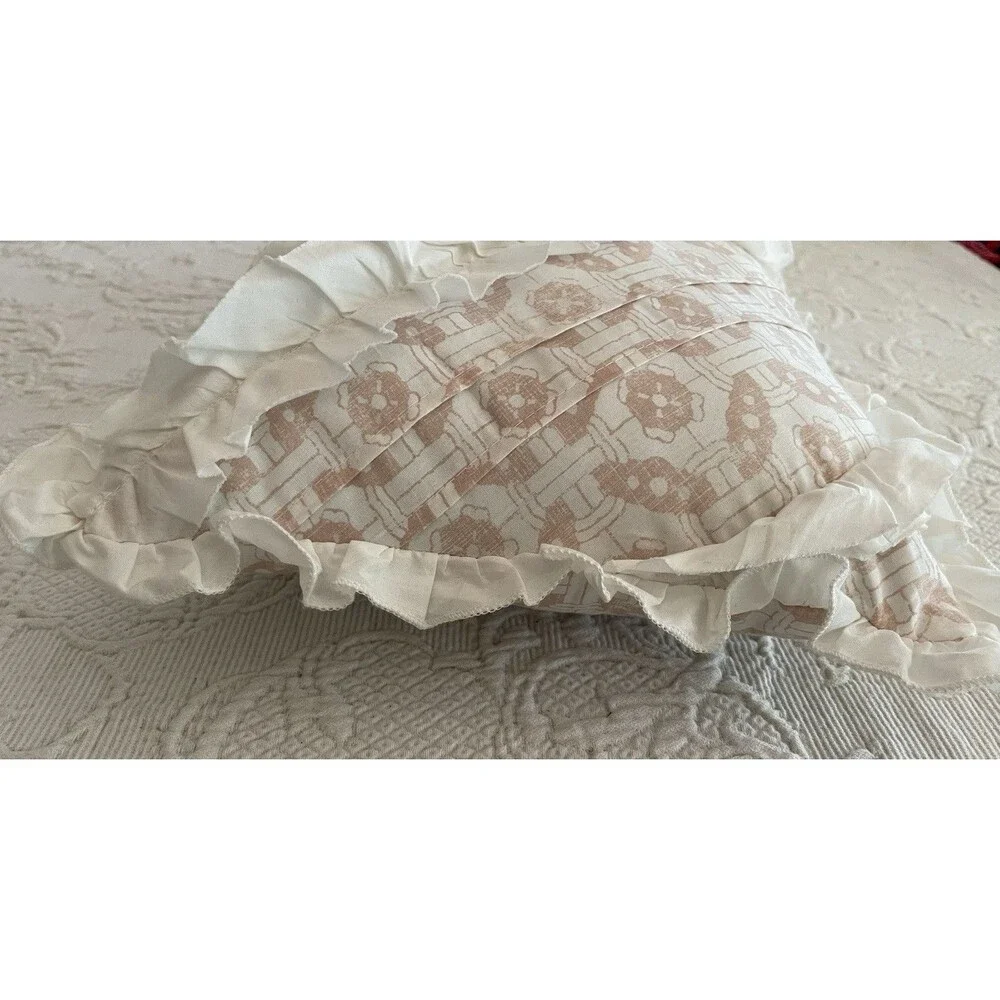 Madison Park Decorative Accent Pillow Beige / White Geometric Ruffle